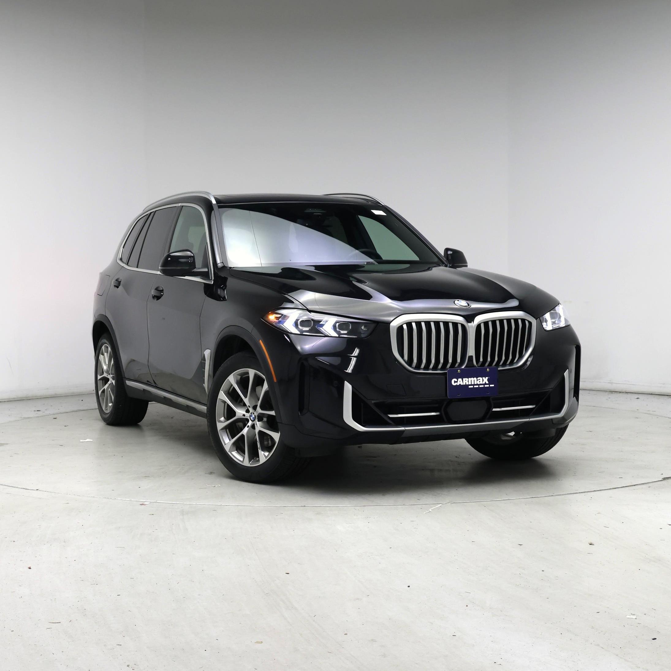 2025 BMW X5 xDrive40i in Black