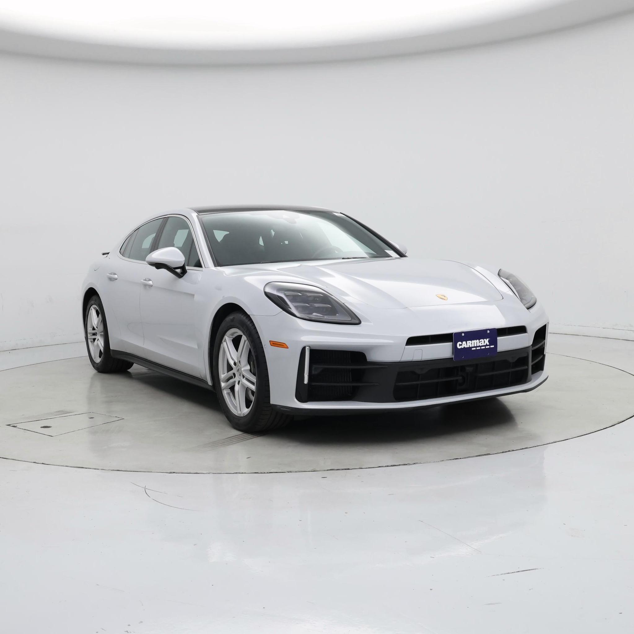 2025 Porsche Panamera 4 in Gray